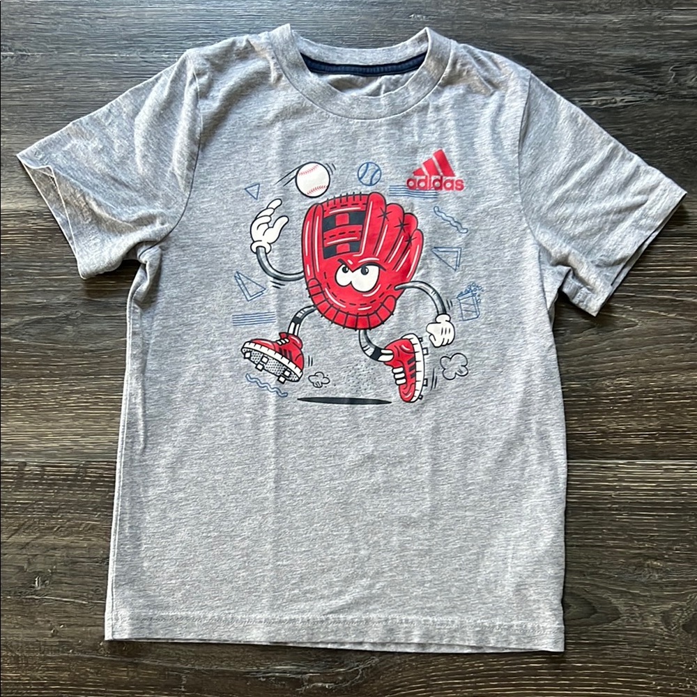 🔷3/$18🔷Adidas Kids Gray T-Shirt with Red Graphic